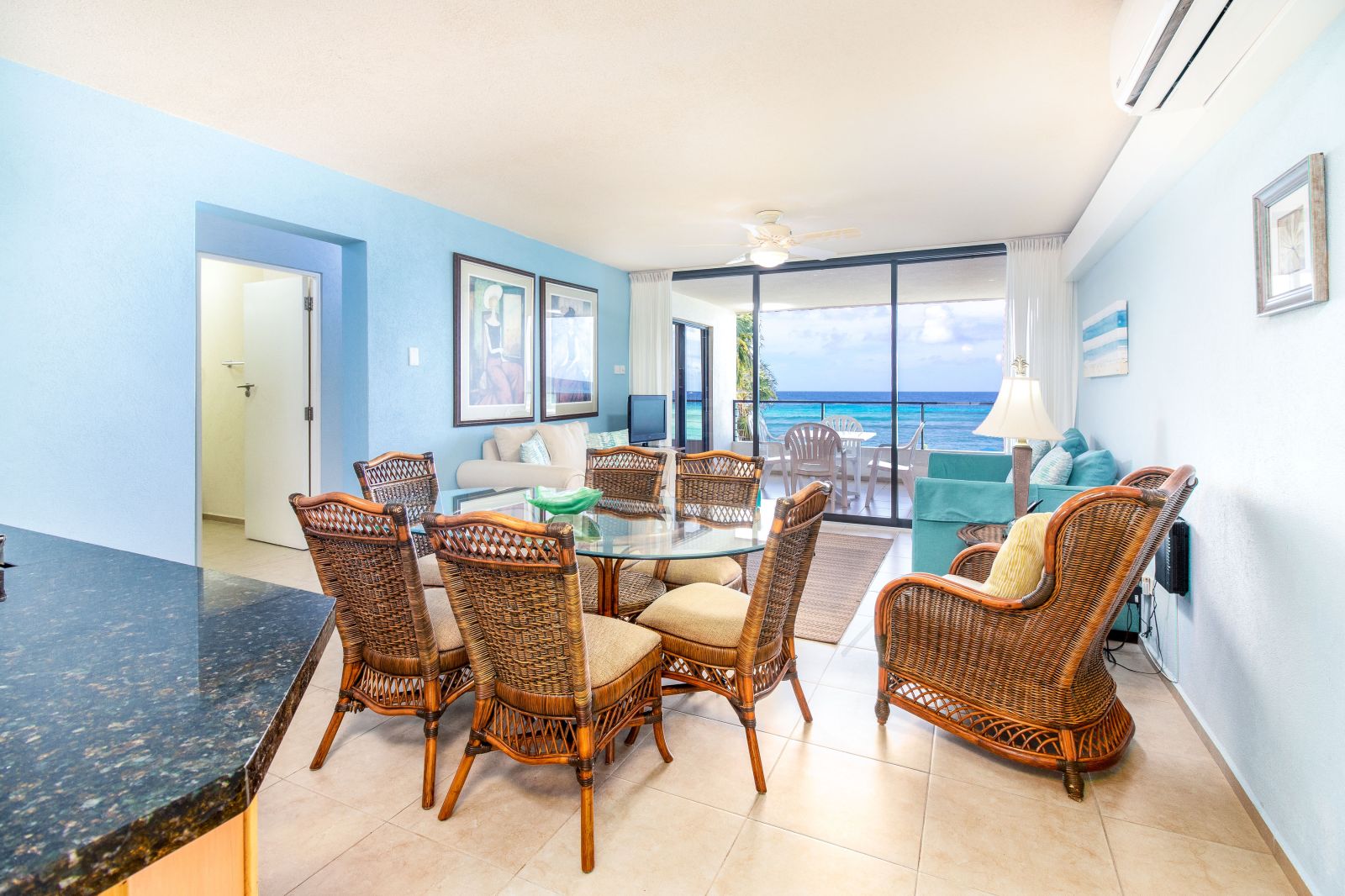 Oceana Seaside Apartment